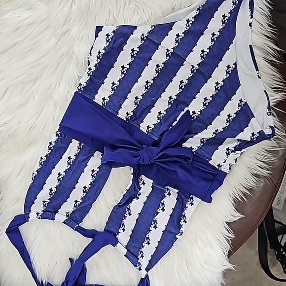 Striped Floral One‑Piece ✦ Halter Cutout Backless Swimsuit ✦ Coastal Resort M - Picture 5 of 11